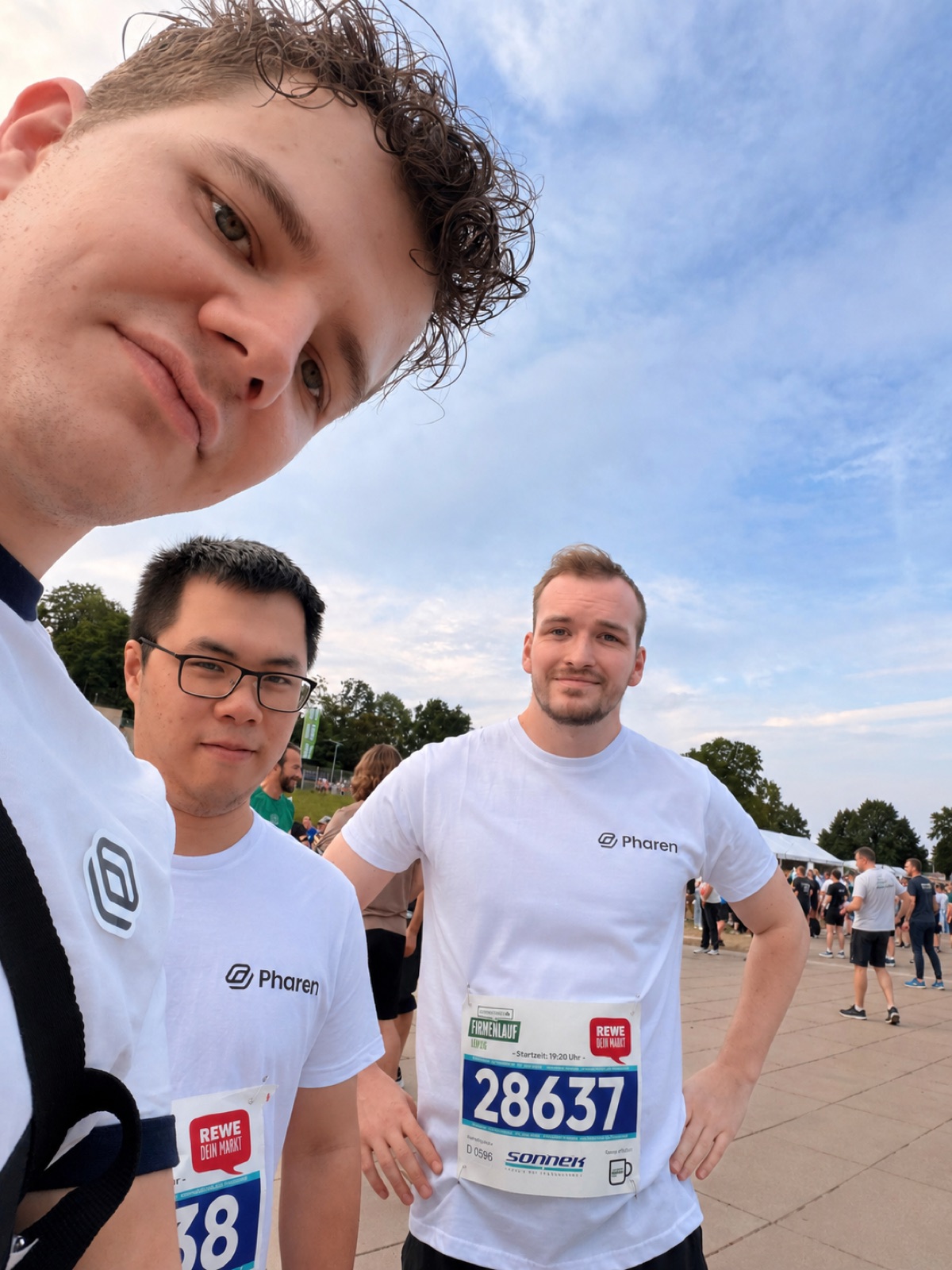 Johannes Kanthak, Hieu Tran and Felix Schreiber at the Leipzig company run